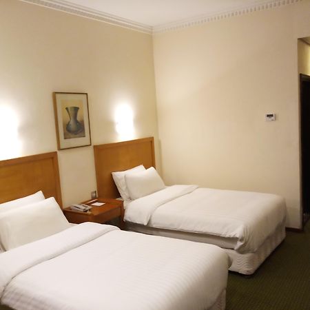 Oriental Palace Hotel Manama Extérieur photo